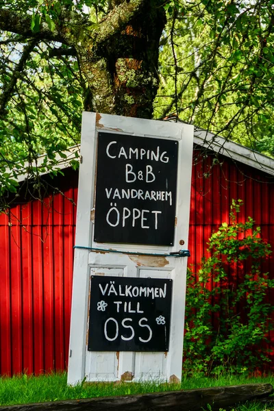 Lacko Strand Suède Panneau Suédois Pour Camping Bed Breakfast — Photo