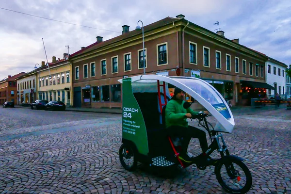 Lidkoping Svezia Taxi Bicicletta Nel Centro Storico — Foto Stock