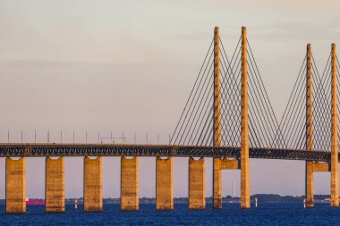 Malmö, İsveç Öresund Köprüsü Kopenhag 'a sabah erkenden.