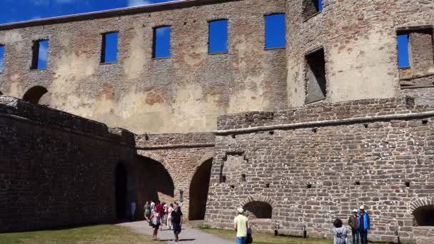 Borgholm Sverige Borgholms Slottsruin Och Turister — Stockvideo