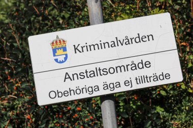 Stockholm, İsveç Hapishane tabelasında İsveççe 