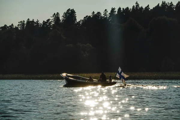 Stockholm Schweden Ein Kleines Motorboot Mit Finnischer Flagge Auf Dem — Stockfoto