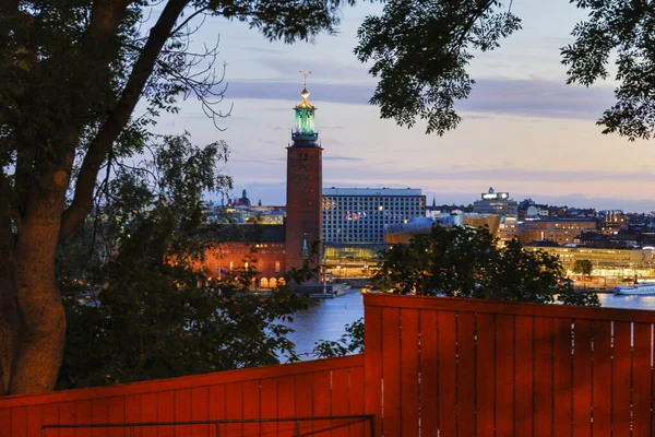 Estocolmo Suecia Ayuntamiento Amanecer Visto Desde Timmermansgatan Sodermalm — Foto de Stock