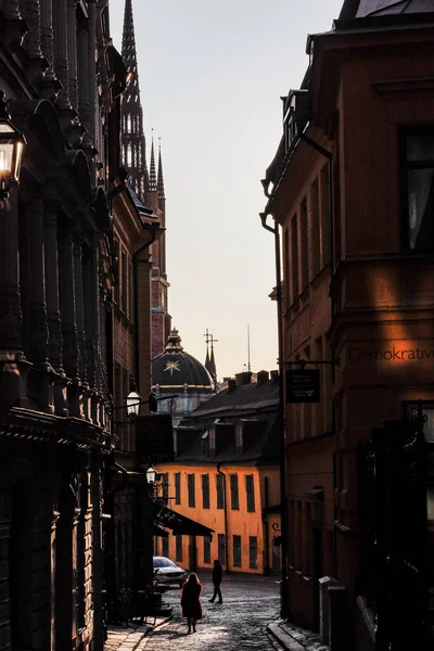 Stockholm Zweden Een Voetganger Een Steegje Van Gamla Stan Oude — Stockfoto