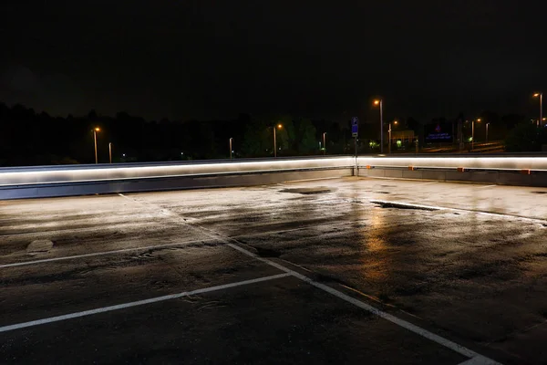 Στοκχόλμη Σουηδία Χώρος Στάθμευσης Βράδυ Στη Γειτονιά Frosunda — Φωτογραφία Αρχείου