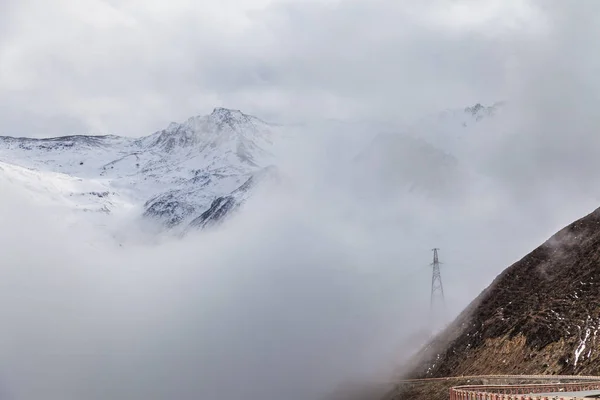 Δυτική Sichuan, Κίνα, Baron Hill τοπίο με χιόνι — Φωτογραφία Αρχείου