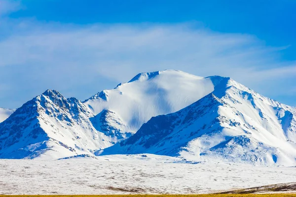 Krajobraz góry na płaskowyżu Qinghai, Chiny. Zdjęcia Stockowe bez tantiem