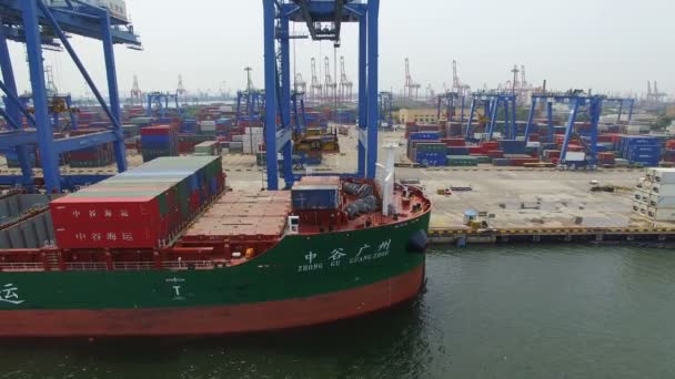 Tianjin, Chiny-4 lipca 2017: widok lotniczy portu z kontenerów Cargo, Tianjin, Chiny. — Wideo stockowe