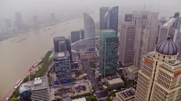 Timelapse del distrito financiero de Shanghai Lujiazui y el río Huangpu, Shanghai, China — Vídeo de stock