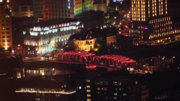 Vista de la ciudad de Shangai con varios puentes que se extienden sobre un río, Shanghái, China — Vídeos de Stock