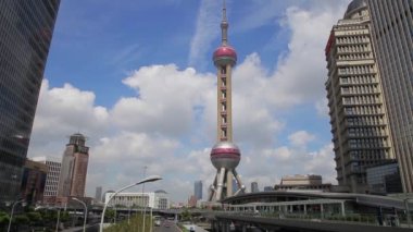 Şangay Çin-Eki 24 2013,Şangay Oriental Pearl Tower video