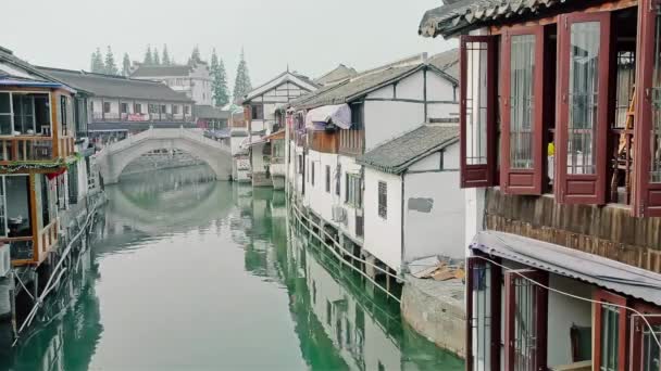 Shanghai China-Sep 09 2013, Zhujiajiao Ancient Town called Shanghai Venice — стоковое видео