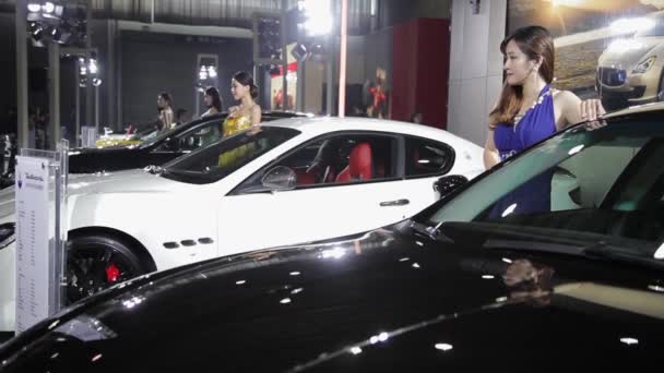 Xian CHINA, - 30 de setembro de 2013: -Macau Auto Show , — Vídeo de Stock