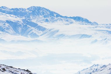 Kışın Kuzey Xinjiang, sonw ve buz dünyası, xinjiang, china