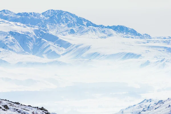 Inverno Norte Xinjiangs, sonw e mundo do gelo, xinjiang, china — Fotografia de Stock