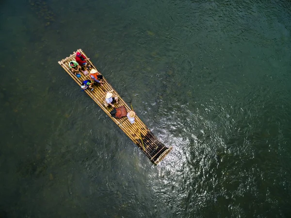 Guilin, Guangxi Lijiang Nehri üzerinde Bambu sal Telifsiz Stok Imajlar