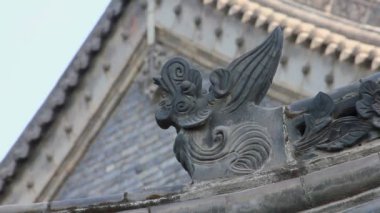 Bir Çin tapınağının geleneksel çatı eave