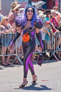 Brooklyn, Ny - Haziran 16: 36 yıllık yaz olay, Coney Island Mermaid Parade 2018.