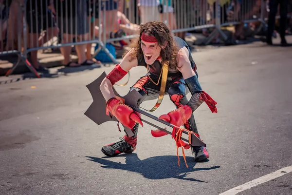 Brooklyn, Ny - Haziran 16: 36 yıllık yaz olay, Coney Island Mermaid Parade 2018.