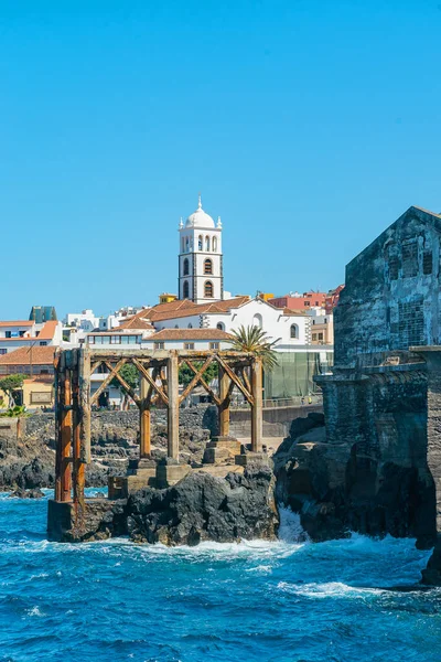 Gamla lastkajen i Garachico, byn på norra Teneriffa. Begreppet turism och resor — Stockfoto