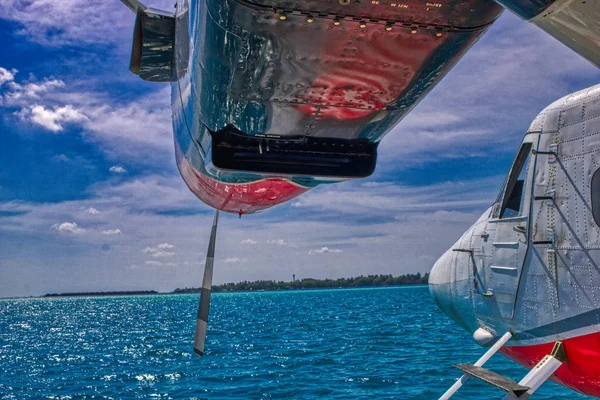 Egyedülálló Fotó Mutat Állandó Hidroplán Maldív Szigeteken Láthatjuk Régi Rozsdás — Stock Fotó