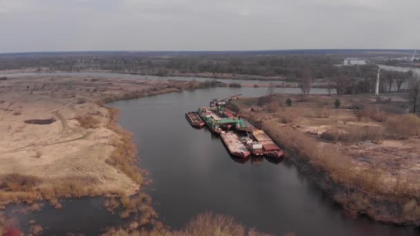 Вид Зверху Вантажний Річковий Транспорт Аеро Відеозйомка — стокове відео