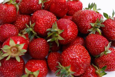 Çilek İzole Edildi