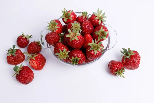 Çilek İzole Edildi