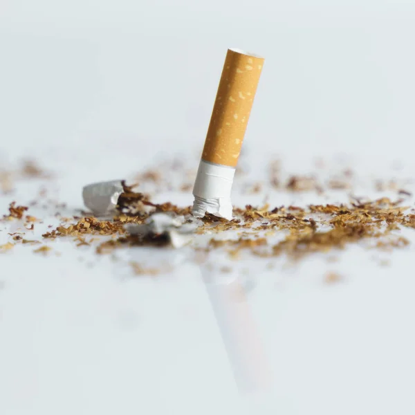 Concept Medicine Fight Smoking Cigarette Butt Quenched Tobacco White Reflective — Foto Stock