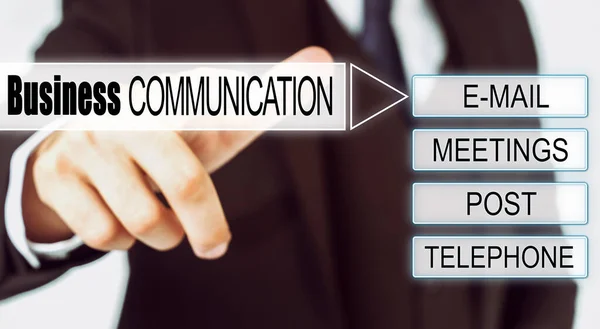 金融とビジネスの概念 ビジネスマンは碑文との対話型画面上のボタンを押す ビジネスコミュニケーション — ストック写真