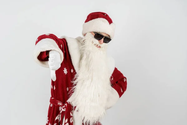 Weihnachten Und Neujahr Der Weihnachtsmann Zeigt Eine Handbewegung Mit Dem — Stockfoto
