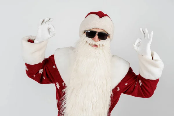 Concepto Navidad Año Nuevo Santa Claus Muestra Buen Gesto Con — Foto de Stock