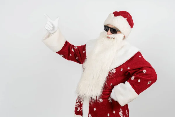 Conceito Natal Ano Novo Papai Noel Mostra Seus Dedos Gesto — Fotografia de Stock