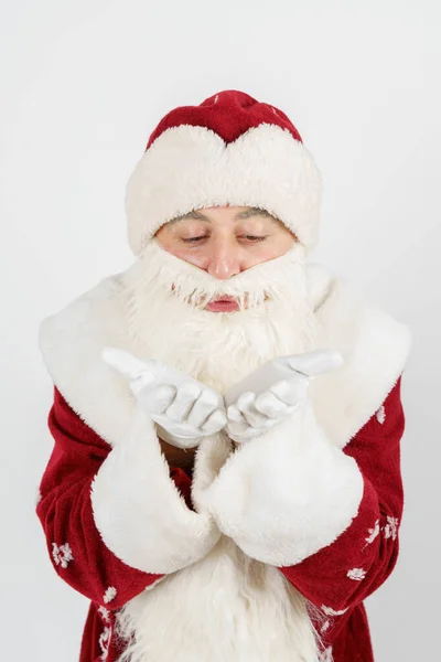 Conceito Natal Ano Novo Papai Noel Sopra Palma Mão Fundo — Fotografia de Stock