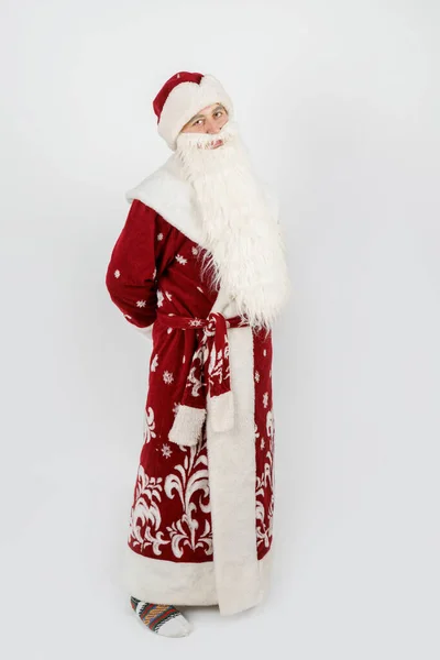 Koncepcja Noworoczna Świąteczna Portret Mikołaja Całej Długości Patrzący Kamerę — Zdjęcie stockowe