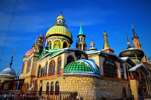  Kazan'da kilise tüm din