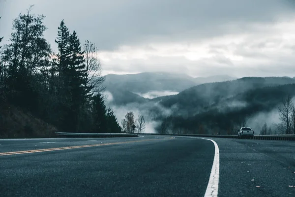 Ominous Pacific Northwest Nature Travel — Stock Photo, Image