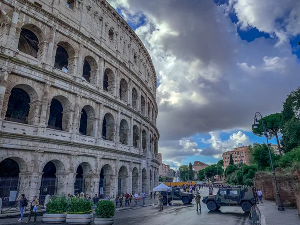 O Coliseu Romano em Roma Itália — Fotografia de Stock