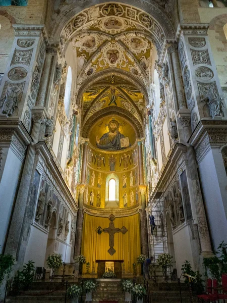 The beautiful Cefalu Cathedral — Stock Photo, Image