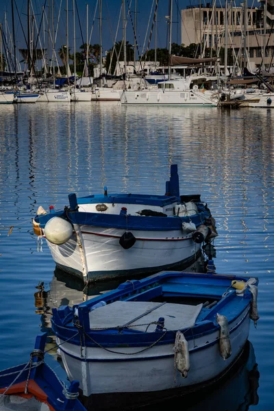 Boats in the Palermo harbor — Stock Photo, Image