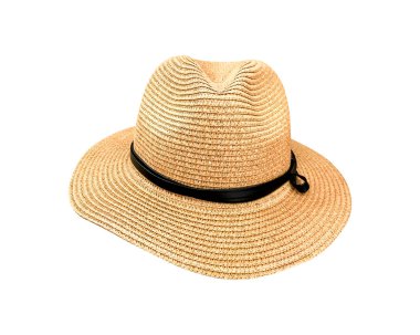 Hasır şapka ve yay beyaz arka plan üzerinde izole. Doğal malzemeden yapılmış yaz şapkaları. ( Kırpma yolu )