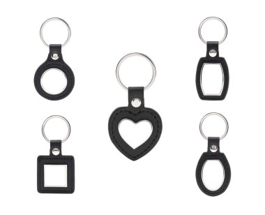 Kırpma yolu ile izole arka plan üzerinde deri anahtarlık.