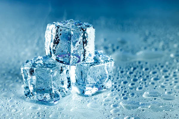 Les Glaçons Eau Fondent Sur Fond Frais Blocs Glace Avec — Photo