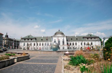Grashalkovich Sarayı veya Slovakya Cumhurbaşkanı, Bratislava Konutu