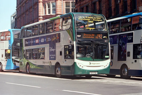Manchester Großbritannien Juni 2020 Die Doppeldeckerbusse Busbahnhof Newtown Street — Stockfoto