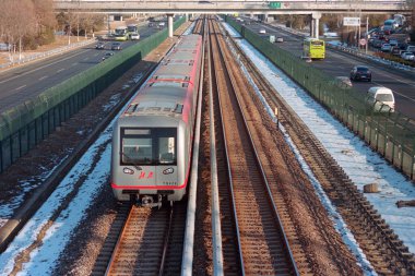Pekin, Çin, 14 Ocak 2020: Pekin metro treni 