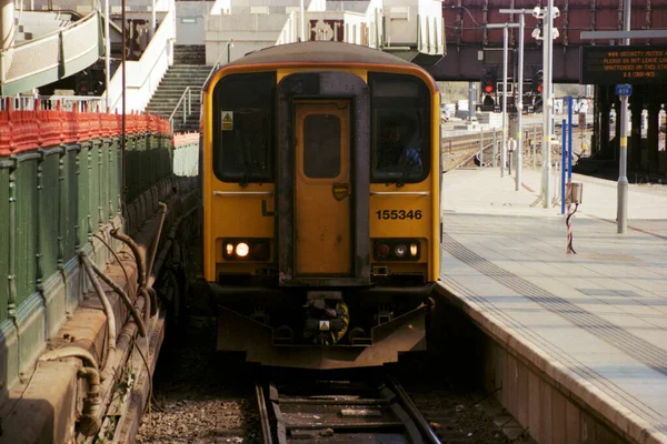 Manchester 2018 Passenger Train Class 155 Arrive Manchester Victoria Station — Stock Photo, Image