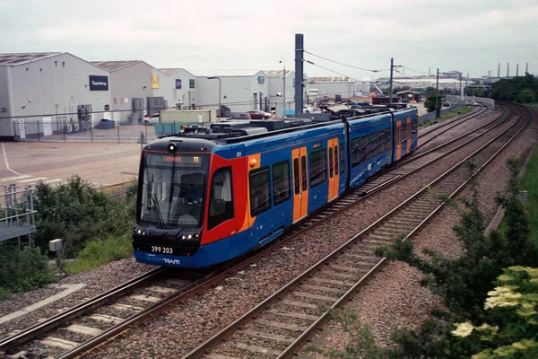 Sheffield Tram Train Opuszcza Rotherham Parkgate Która Jest Pierwszą Linią — Zdjęcie stockowe