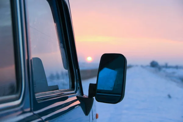 Zonsopgang op de weg — Stockfoto