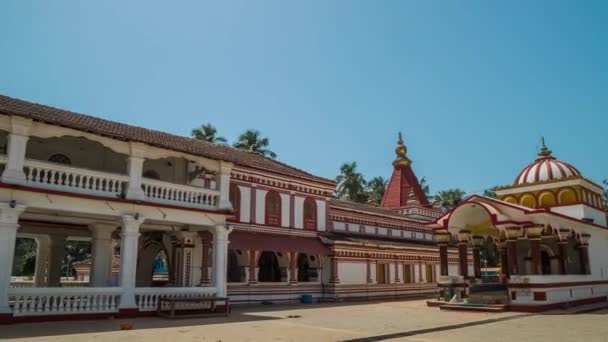 ハイパーラプス美しいヒンドゥー教寺院インドゴアモルジム — ストック動画